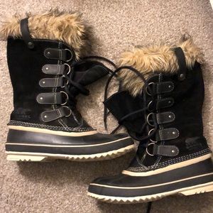 Sorry Joan of Arctic Boots